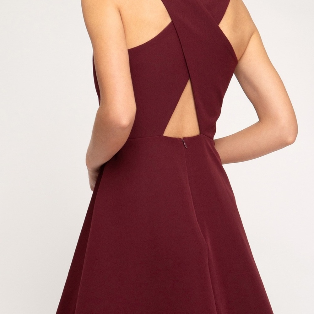 ๐HOST PICK๐ She & Sky Touch of Class dress - Picture 4 of 9